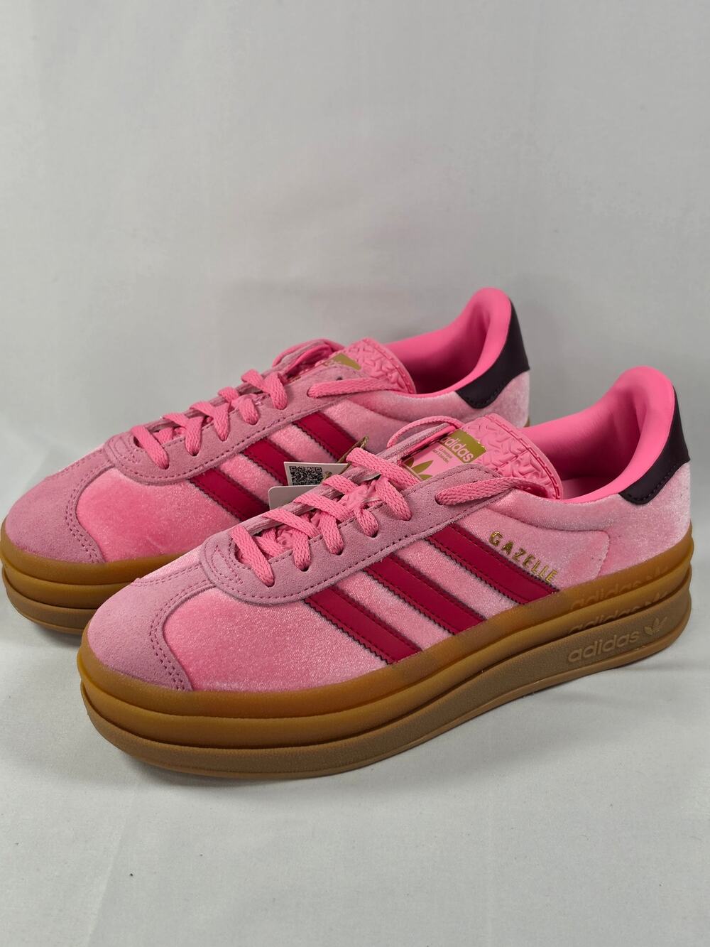 Adidas Gazelle Bold J (Triple Stack) – Pink/Red/Gum – Youth 6/Women’s 7.5 – BNIB